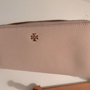 Tory Burch Leather wallet
